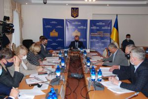 Урегулювати діяльність товариств
